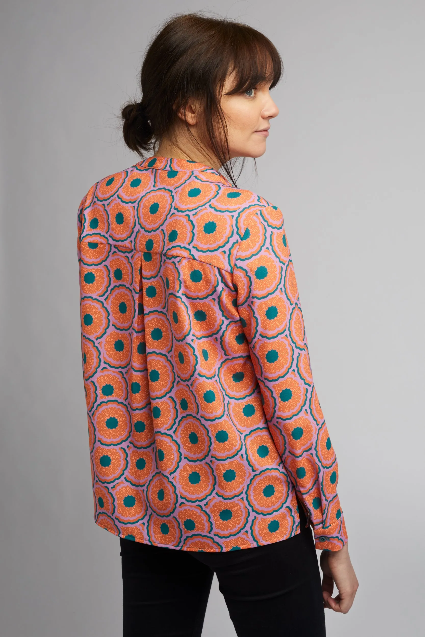 Band Collar Shirt in Zesty Print