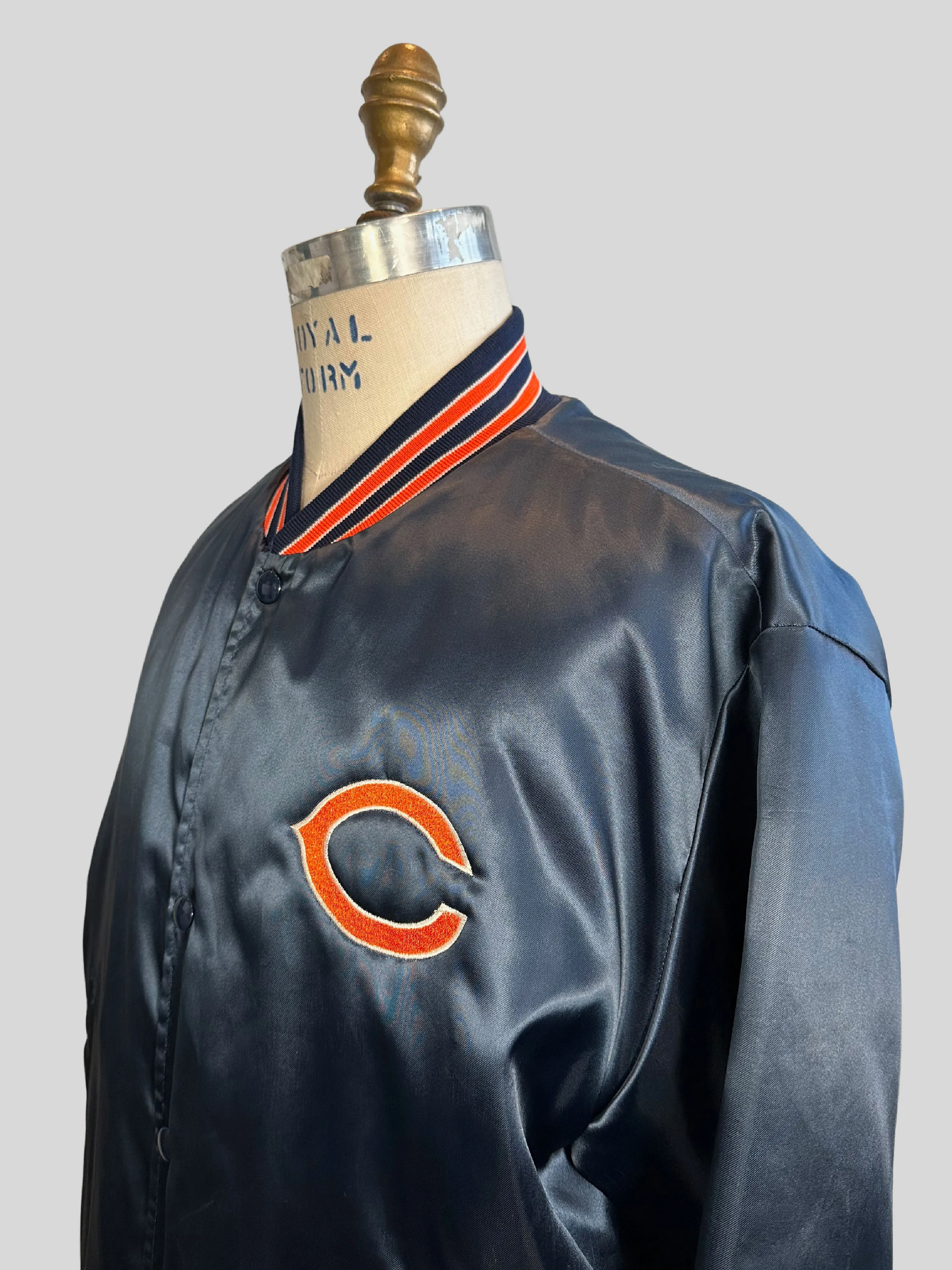 GO BEARS GO! 1980s Chicago Bears Swingster Starter Jacket, Size Medium Large