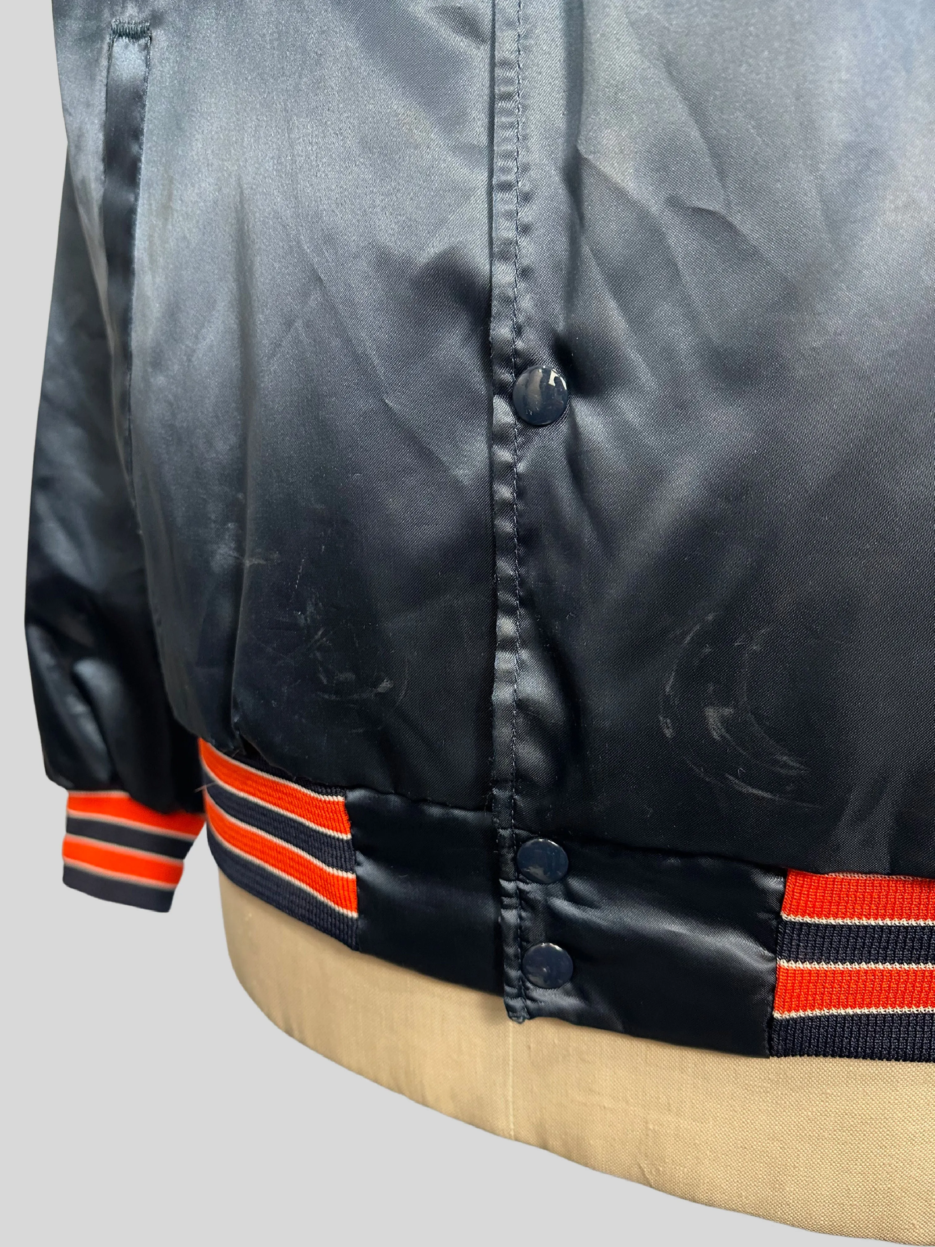 GO BEARS GO! 1980s Chicago Bears Swingster Starter Jacket, Size Medium Large