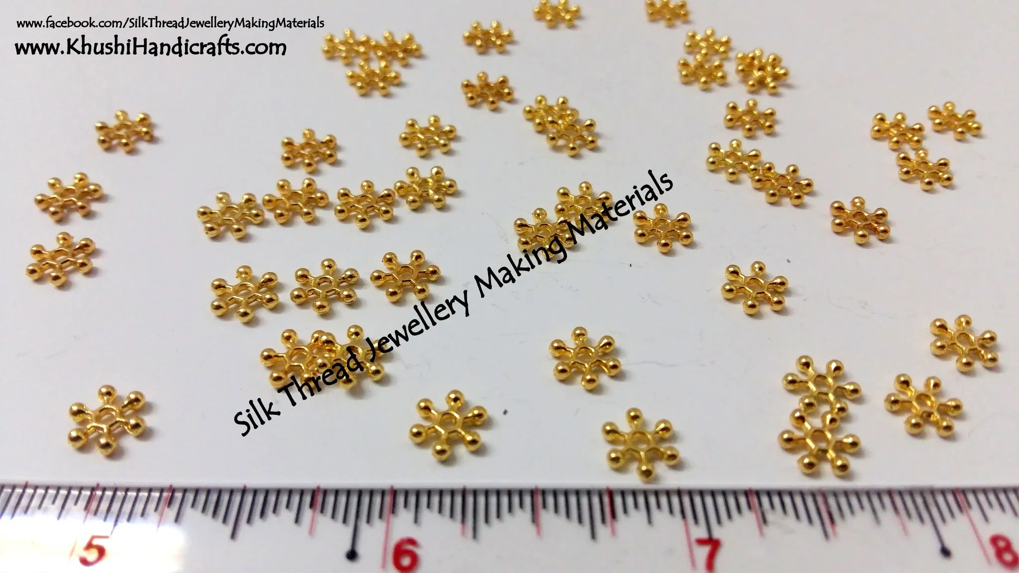 Gold chakri | Chakris (Sold in a pack of 10 grams)