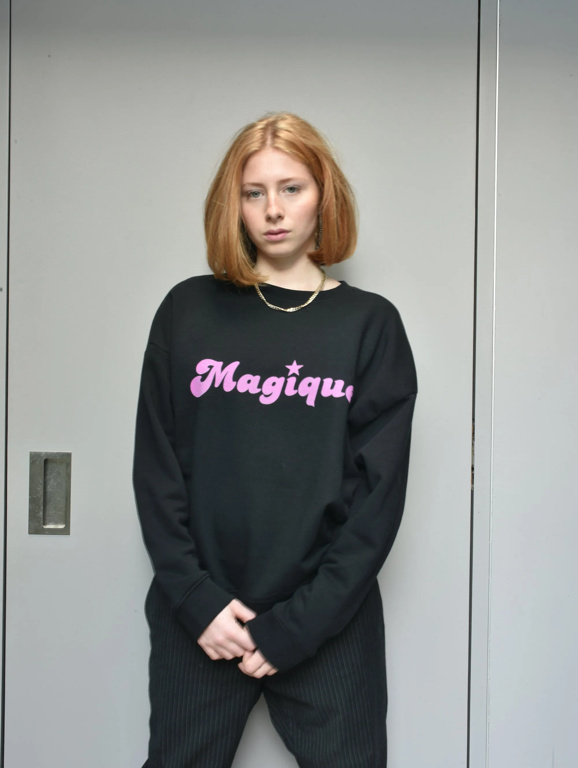 MAGIQUE  MAGENTA SWEATSHIRT