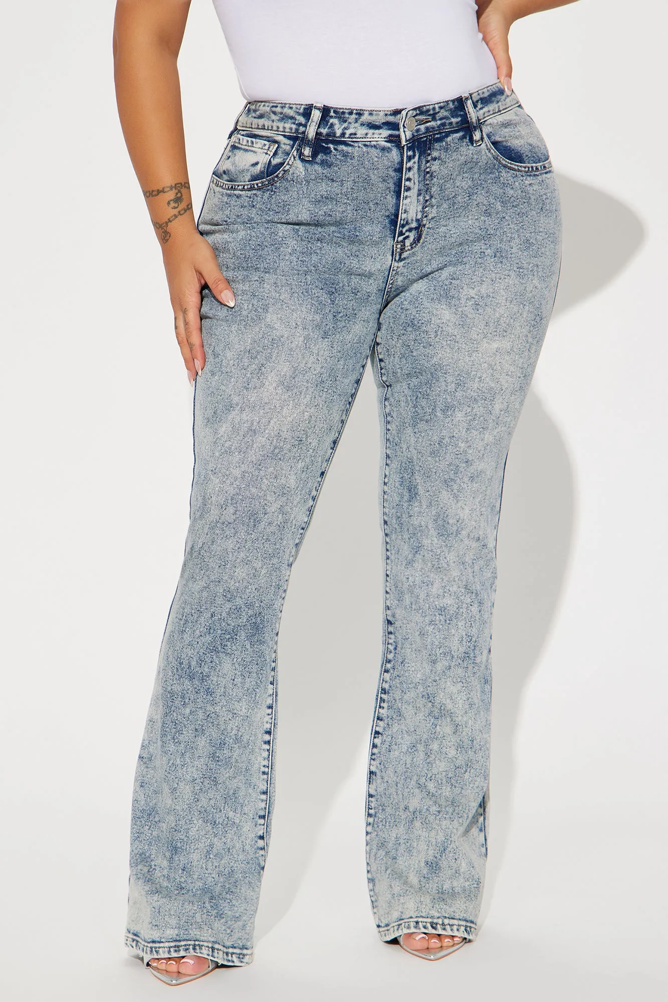 Straight To It Stretch Bootcut Jeans - Vintage Wash