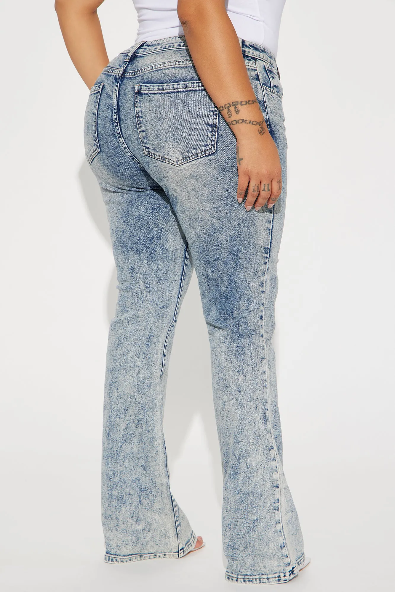 Straight To It Stretch Bootcut Jeans - Vintage Wash