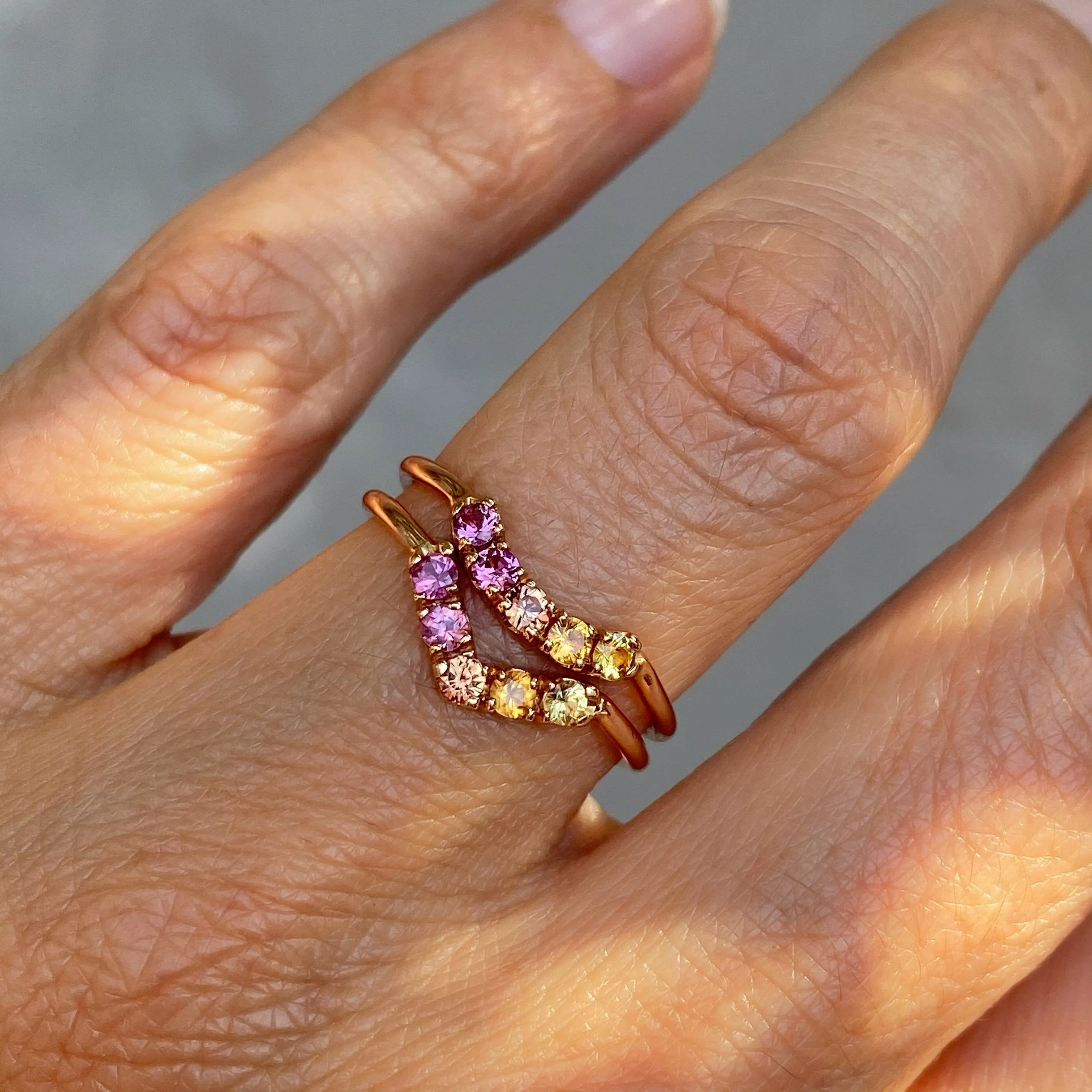 Sunset Arc Ombré Sapphire Curve Ring