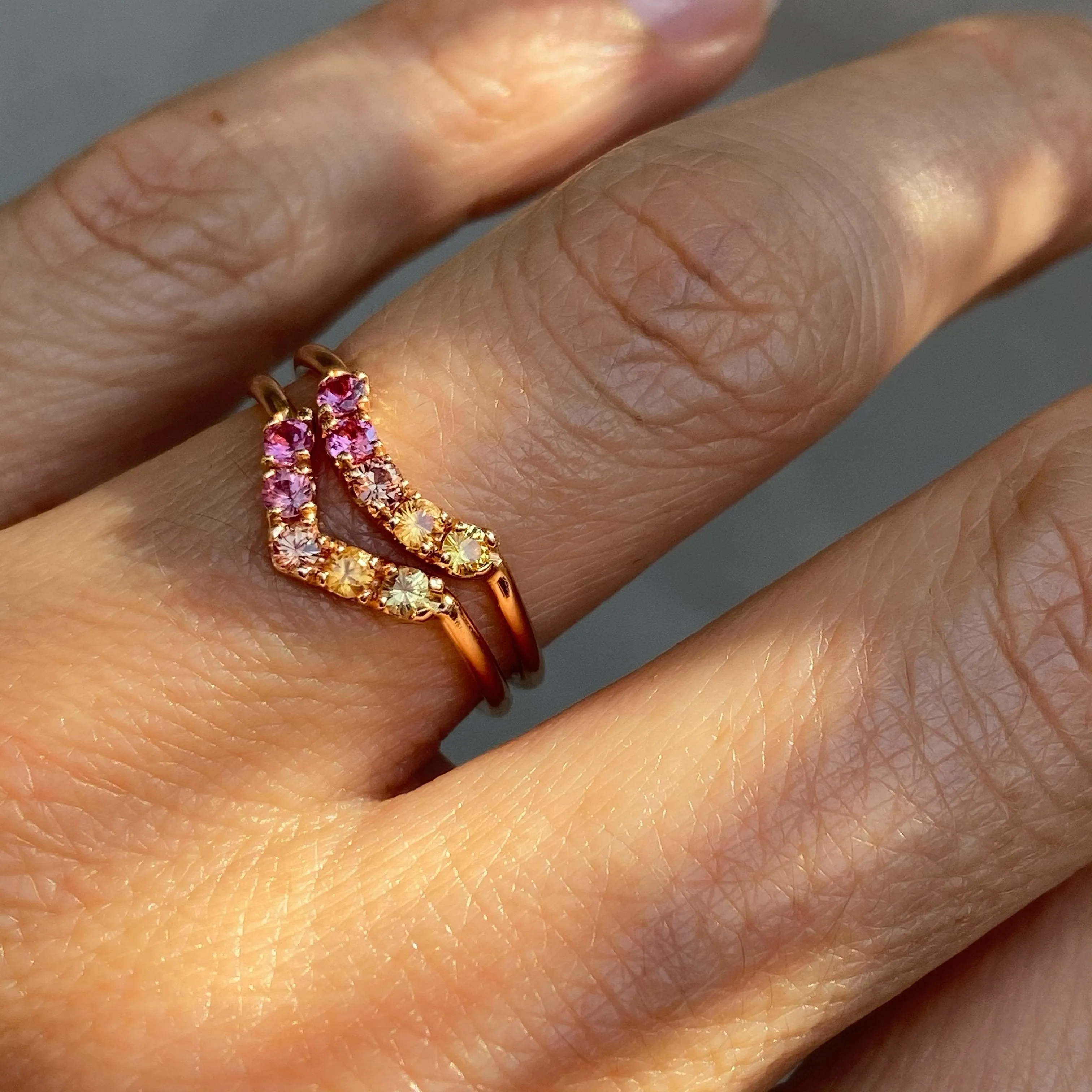 Sunset Arc Ombré Sapphire Curve Ring