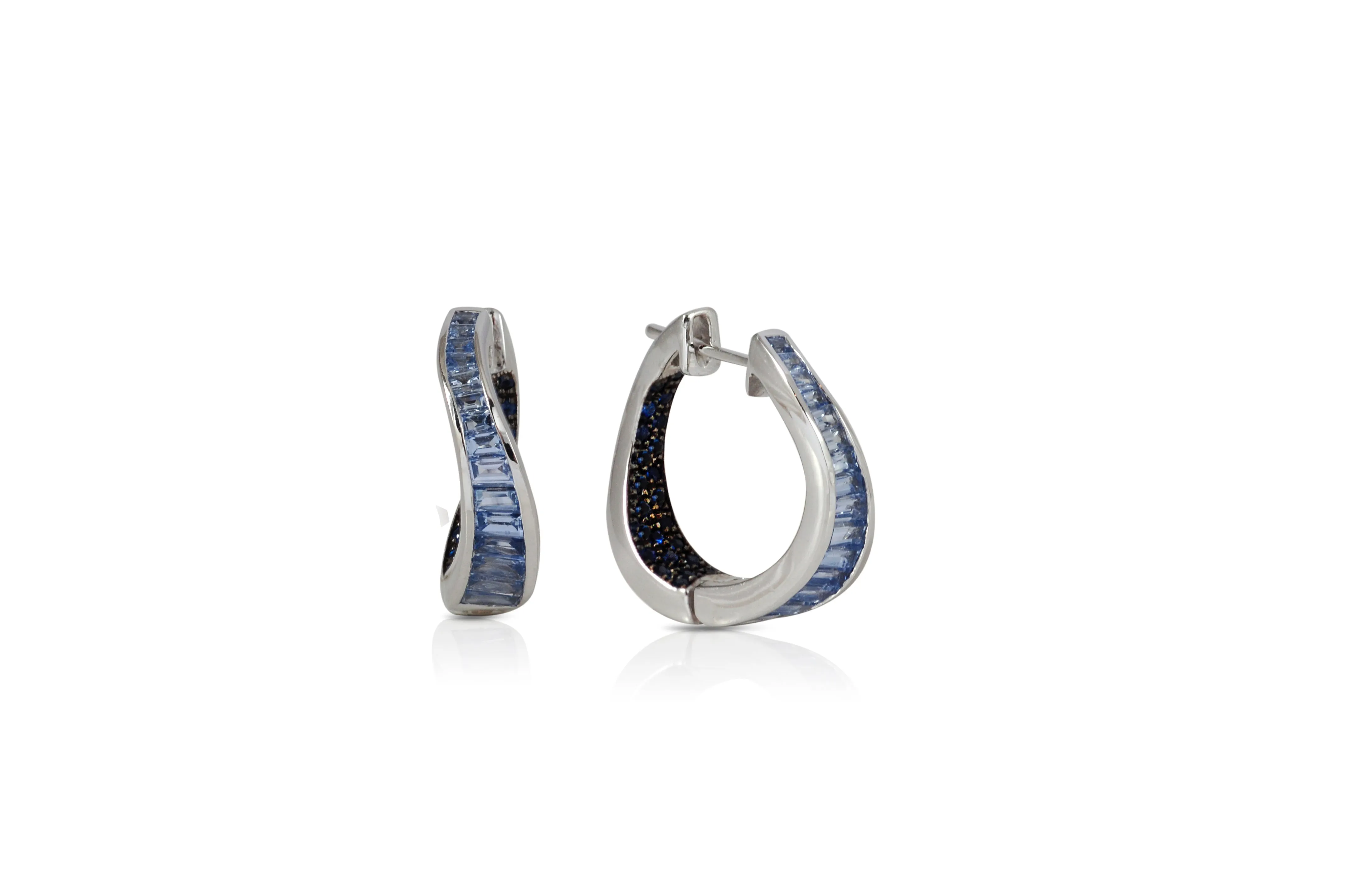 Talay Wave Twist Hoop Earrings (small)